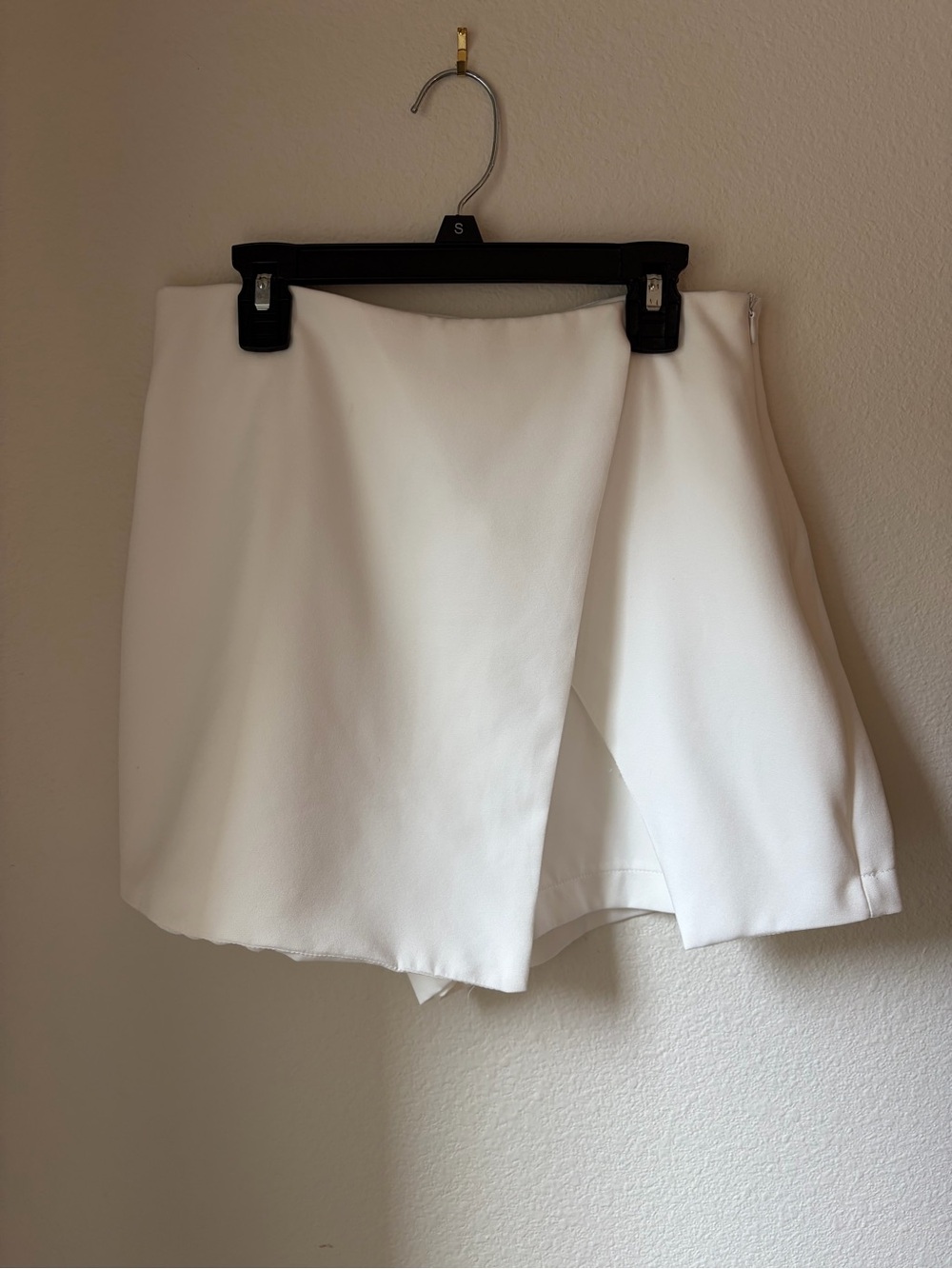 Hausen White Women's Front Wrap Skort
